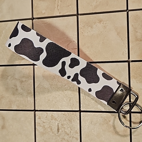 Faux Leather Keychain Wristlet - Picture 2 of 3